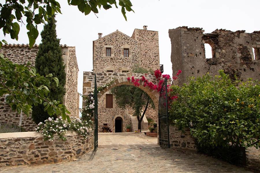 Petropoulakis Tower Gythio Exterior foto